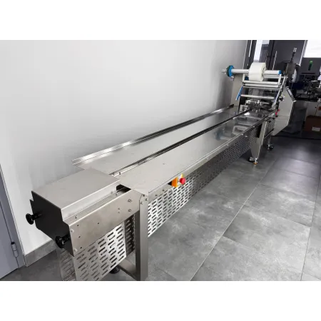 Maszyna pakująca flow pack DFG-350 PRO