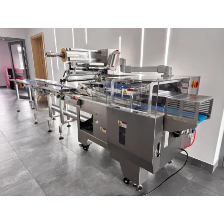 Maszyna pakująca flow pack DFG-60E (Box Motion)