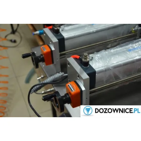 Dozownica półautomatyczna