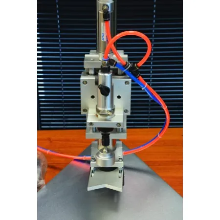 Zakrecarka półautomatyczna przód